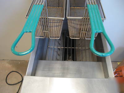 Frymaster deep fryer: model MJH50SC