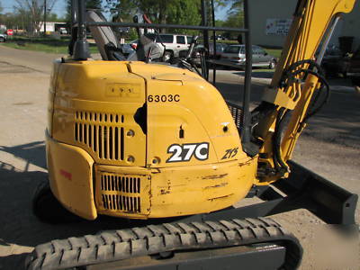  03 john deere 27C mini excavator trackhoe *we deliver*