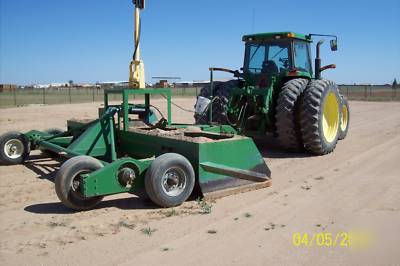 2001 john deere 8410 4X4 tractor laser land scraper gd