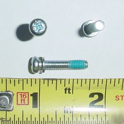 820 ea M4-.7 x 20MM phillips screws w/washer & dry lock