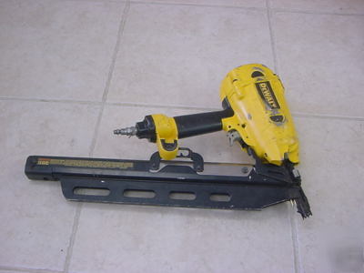 Dewalt D51844 20 degree full round head framing nailer