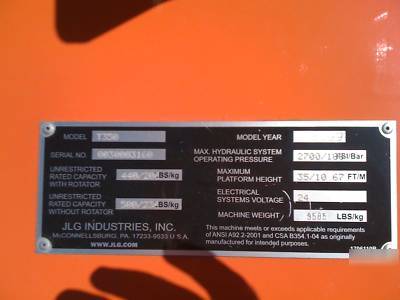 Jlg T350 towable man lift-under 8 hours great condition