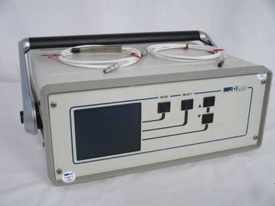 Ade technologies 650 capacitance meter w/probe used 
