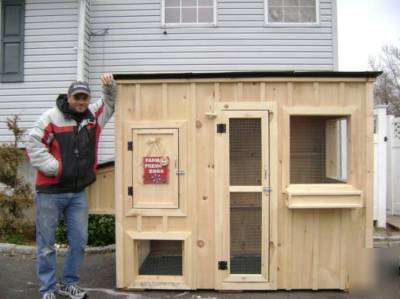 Beautiful chicken coop hen house poultry shelter