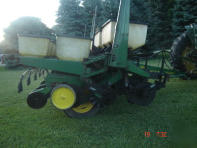 John deere 7000 no till planter 6RN...nice...no 