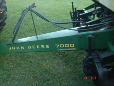 John deere 7000 no till planter 6RN...nice...no 