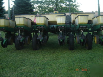 John deere 7000 no till planter 6RN...nice...no 