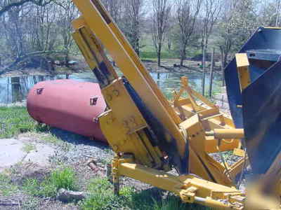 Vermeer t-32 tree spade skid steer & 3 pt w baskets