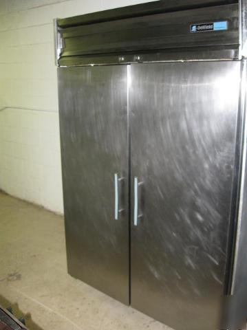 Delfield 2 door stainless steel reach in refrigerator