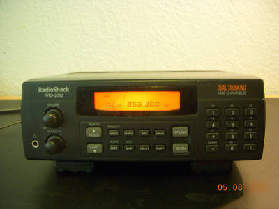Radio shack pro-2052 1000 ch. police/fire/ems scanner