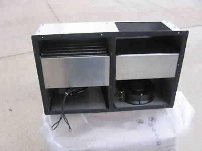 CC1300FP noren cabinet cooler (air to air)