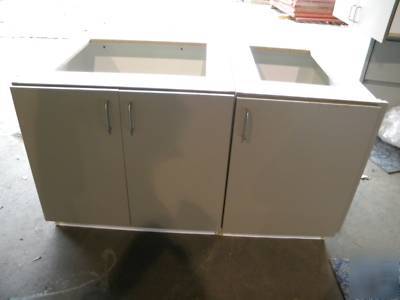 Cabinets: used 8 pieces, lt. grey-excellent condition
