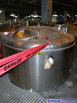 Used- norwalk tank, 2000 gallon, stainless steel, verti