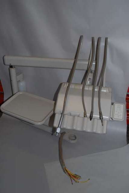 Adec chair mount delivery unit 2132 gravity assist arm