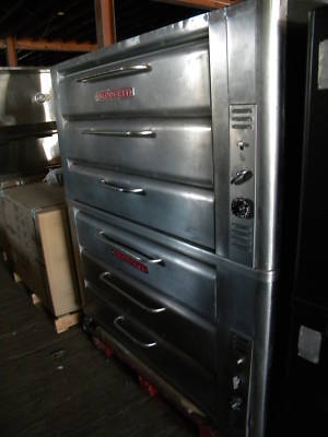 Used blodgett 981 baking oven four drawers 