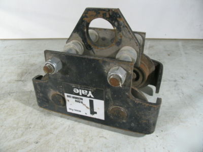 Yale 1 toni-beam hoist trolley