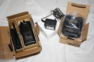 Icom F11 two way walkie talkie vhf 16CH 5W radio