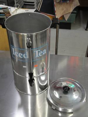 New lancaster colony 5 gal iced tea dispenser