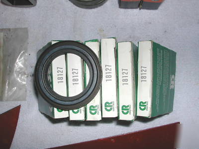 Kewanee disc bearing cups seals & scrapers - ih & rhino