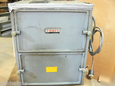 Torit 54 self contained cabinet dust collector 284 cfm 