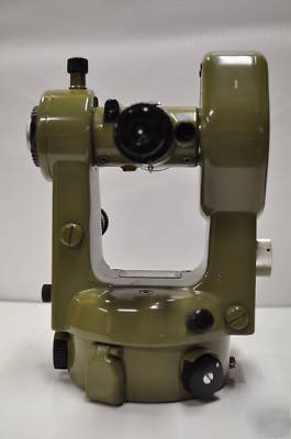 Kern swisse theodolite dkm-2A mint condition w/case