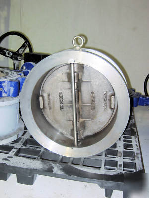 Sureflow 12 inch wafer double door check valve