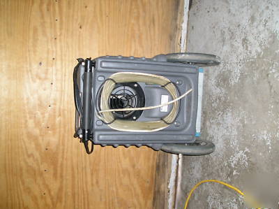 Dri eaz 1200 refrigerant dehumidifier good condition