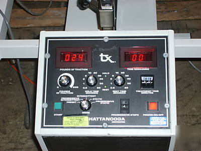 Chatanooga txe-1 traction table with digital display