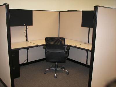 Haworth office cubicle stations & modular desks 