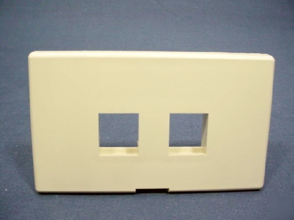 Ivory quickport cubicle wallplate fits herman miller