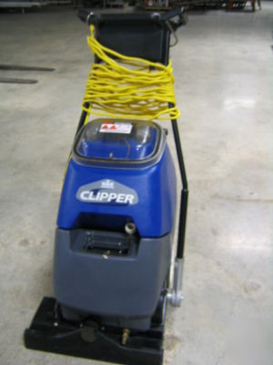 Windsor clipper CLP12 carpet cleaner cleaning machine