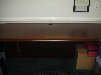 National office furniture arrowood u-shaped desk used