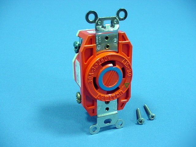Leviton L15-30 iso gnd locking receptacle 30A 250V 3Ã¸