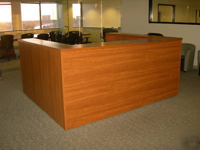 Used deskmakers 8FT u shape reception desk