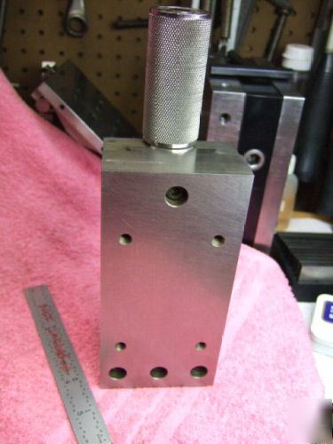 Vise dove-tail grinding vise 