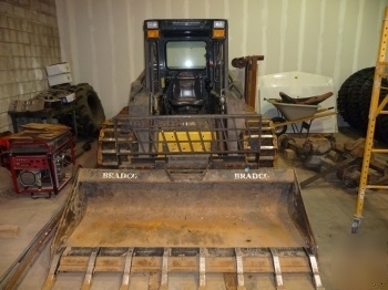 New 2002 holland ls 180 skidsteer & attachments--nice 