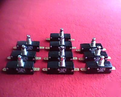 10 pcs push on limited switch 125VAC 20AMP 250VAC 10AMP