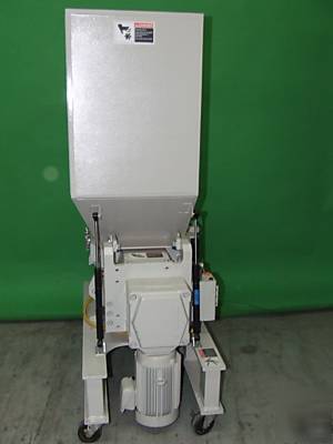 Plastic screenless granulator/grinder s-cutter s cutter