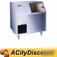 New hoshizaki under counter 478LB flaker ice machine