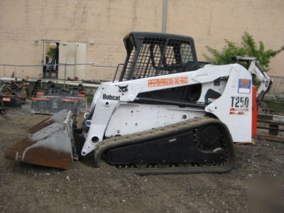 T250 bobcat loader 2005 