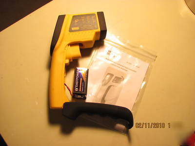 SmartsensorÂ® infrared thermometer AR852B -50C to 650C