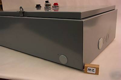Square d 8536 size 0 combination magnetic starter 