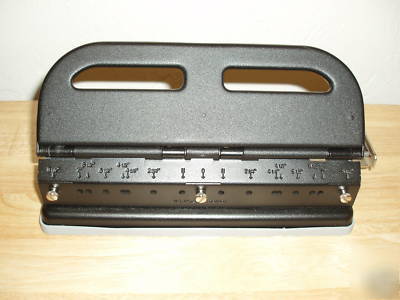 Swingline#74150 3 hole paper punch