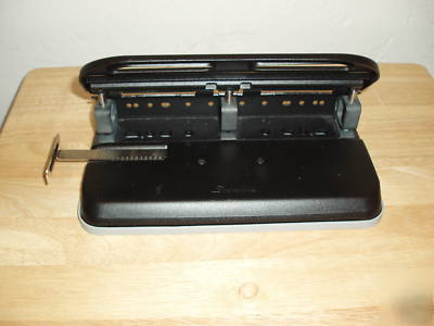 Swingline#74150 3 hole paper punch