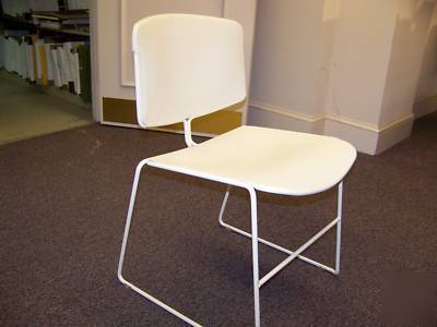 Lot of 12 steelcase model 472410N chairs 