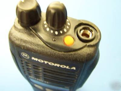 Motorola HT1250 ls+ uhf 403-470 ht 1250 ls+ excellent 