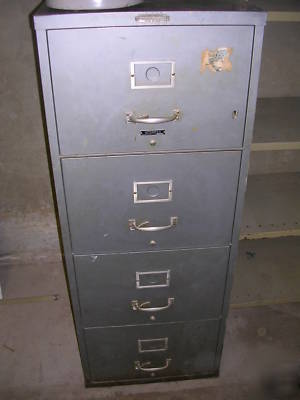 Steel case fire proof 4 drawer file cabinet nice shape