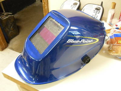 Blue-point adjustable darkening solar welding helmet