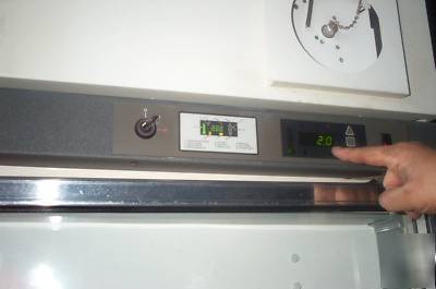 Puffer hubbard RX430A pharmacy refrigerator harris mfg