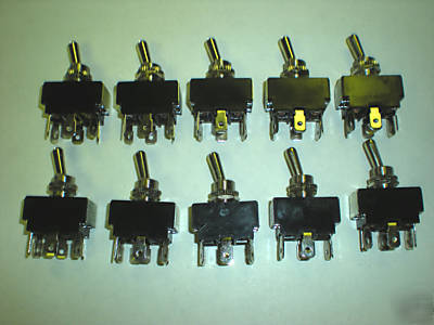 On-on toggle switch, 20AMP, 1-1/2 hp, lot of 10